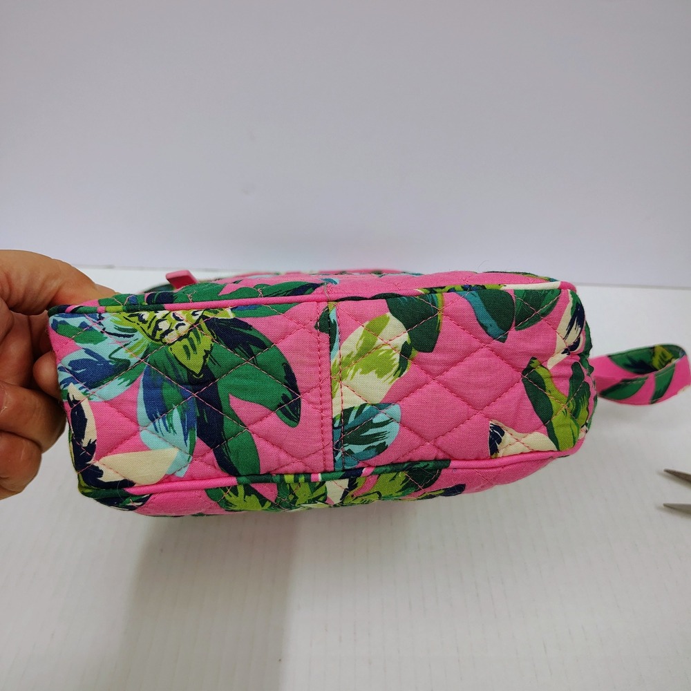 Vera Bradley Pink Floral Quilted Cotton Crossbody Bag 23304-J26 Adjustable strap - Picture 14 of 15